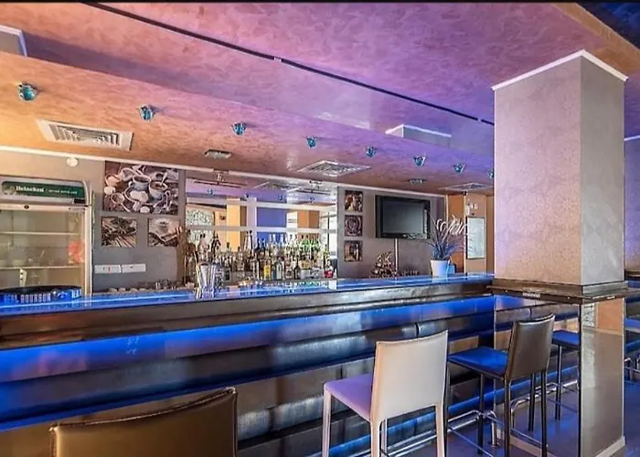 16 - Rainbow Complex * סאני ביץ'