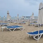 16 - Rainbow Complex *