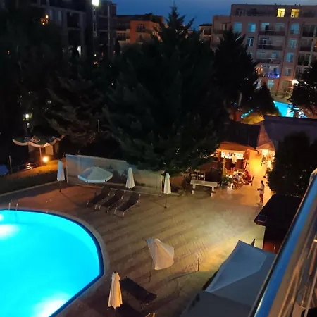 16 - Rainbow Complex *